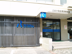 낤O